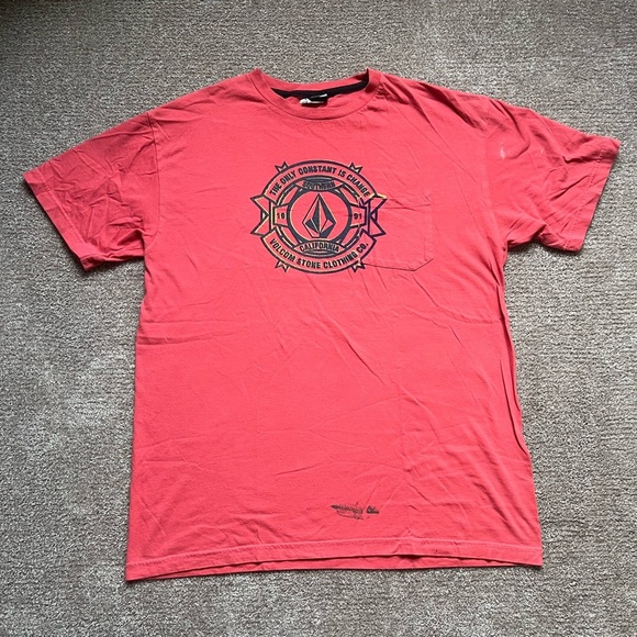 Volcom Other - VTG 00’s / Y2K Volcom Stone Faded Red Pocket Tee